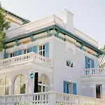 Maison De Maitre Avec Piscine En Front De Вилла Ла-Сейн-сюр-Мер