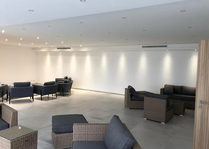 Maison De Maitre Avec Piscine En Front De La Seyne-sur-Mer