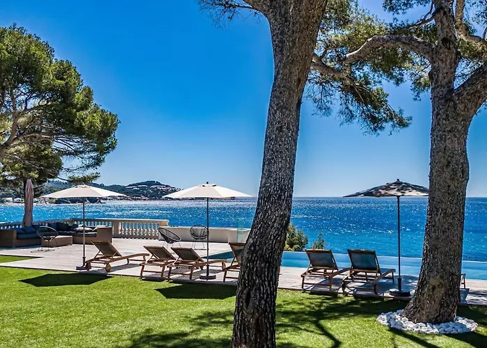 Maison De Maitre Avec Piscine En Front De La Seyne-sur-Mer