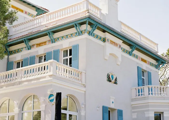 Maison De Maitre Avec Piscine En Front De Villa La Seyne-sur-Mer
