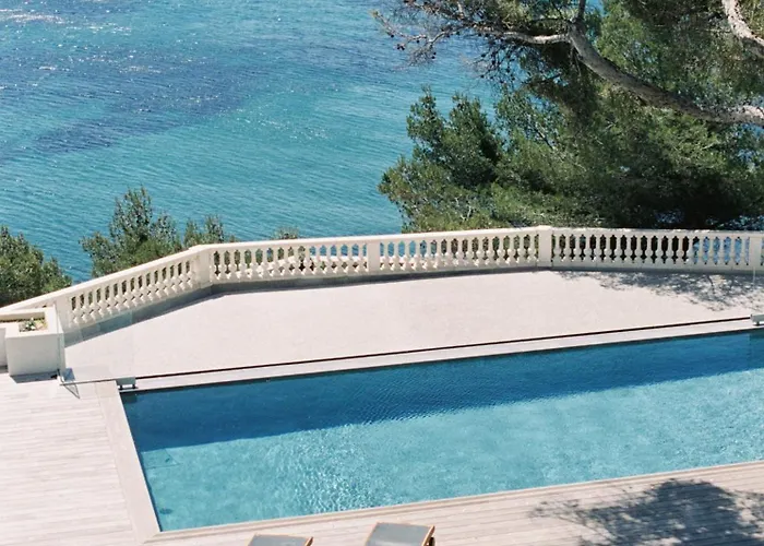 Maison De Maitre Avec Piscine En Front De Villa La Seyne-sur-Mer